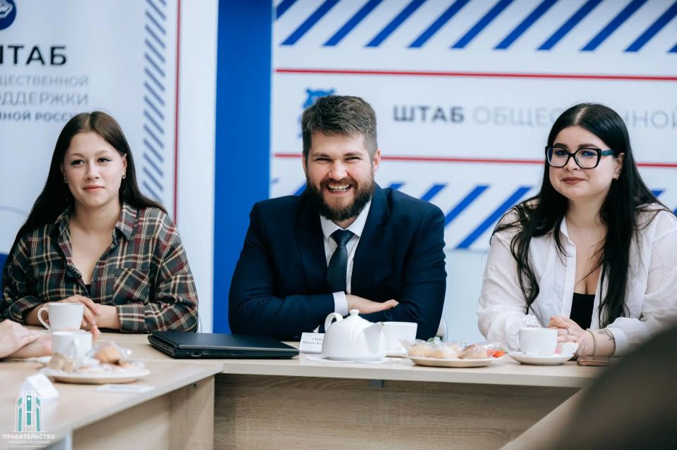 Обещал ребятам на майском форуме «ЛидЕРы изменений» встретиться снова - слово сдержал Обещал ребятам на майском форуме «ЛидЕРы изменений» встретиться снова - слово сдержал