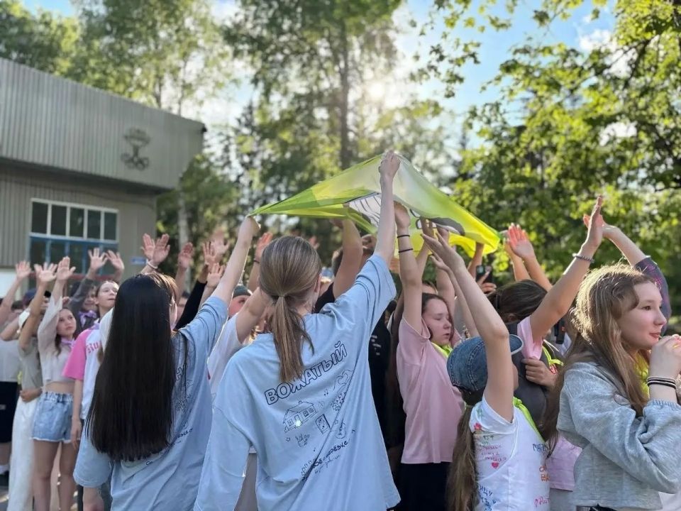 От футбола до этно-экспресса: насыщенные смены в детских лагерях Чувашии От футбола до этно-экспресса: насыщенные смены в детских лагерях Чувашии