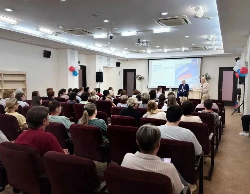 Живой диалог власти и общества: в Чебоксарах вчера прошел Единый информационный день Живой диалог власти и общества: в Чебоксарах вчера прошел Единый информационный день