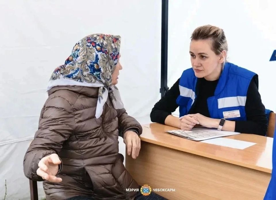 В Чебоксарах состоялся выездной прием граждан граждан, пострадавших при атаке БПЛА В Чебоксарах состоялся выездной прием граждан граждан, пострадавших при атаке БПЛА