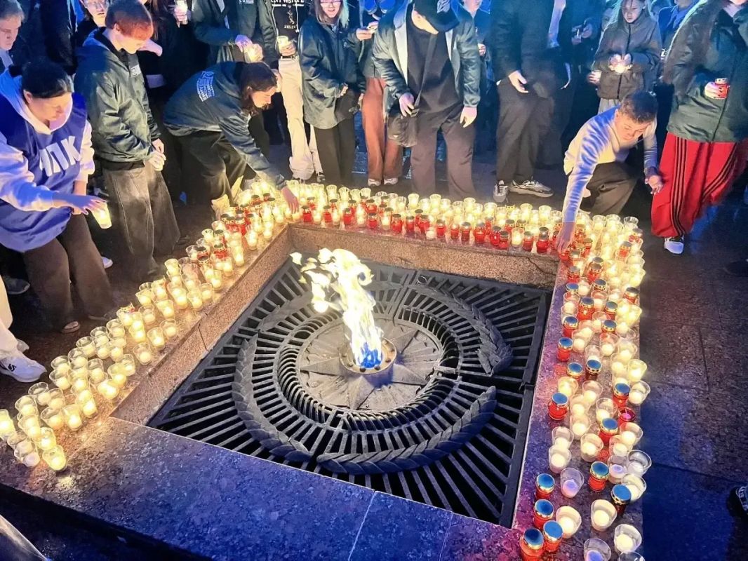 В Чебоксарах в парке Победы прошла акция «Свеча памяти» В Чебоксарах в парке Победы прошла акция «Свеча памяти»