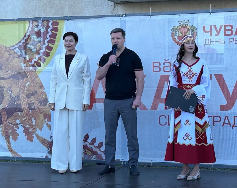 В Чебоксарах появились две новые детские площадки благодаря участию жителей в программе «НИМЕ — Народный бюджет» В Чебоксарах появились две новые детские площадки благодаря участию жителей в программе «НИМЕ — Народный бюджет»