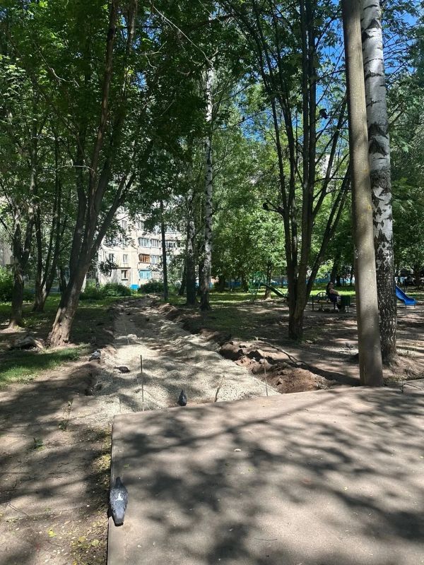 В Чебоксарах продолжаются встречи с жителями, обсуждаются вопросы ремонта и благоустройства дворовых территорий В Чебоксарах продолжаются встречи с жителями, обсуждаются вопросы ремонта и благоустройства дворовых территорий