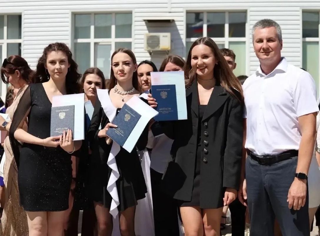 Более 8 тысяч молодых профессионалов пополнили кадровый резерв Чувашии Более 8 тысяч молодых профессионалов пополнили кадровый резерв Чувашии