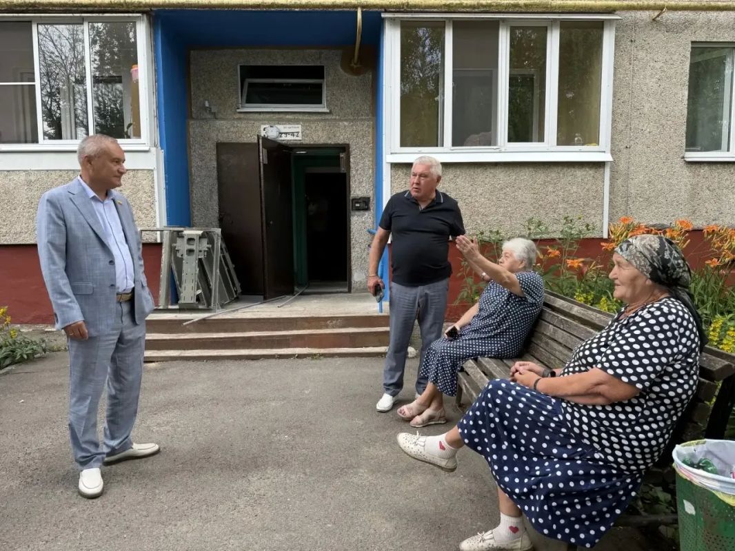 Обновляем лифты, крыши и систему электроснабжения в Новочебоксарске Обновляем лифты, крыши и систему электроснабжения в Новочебоксарске