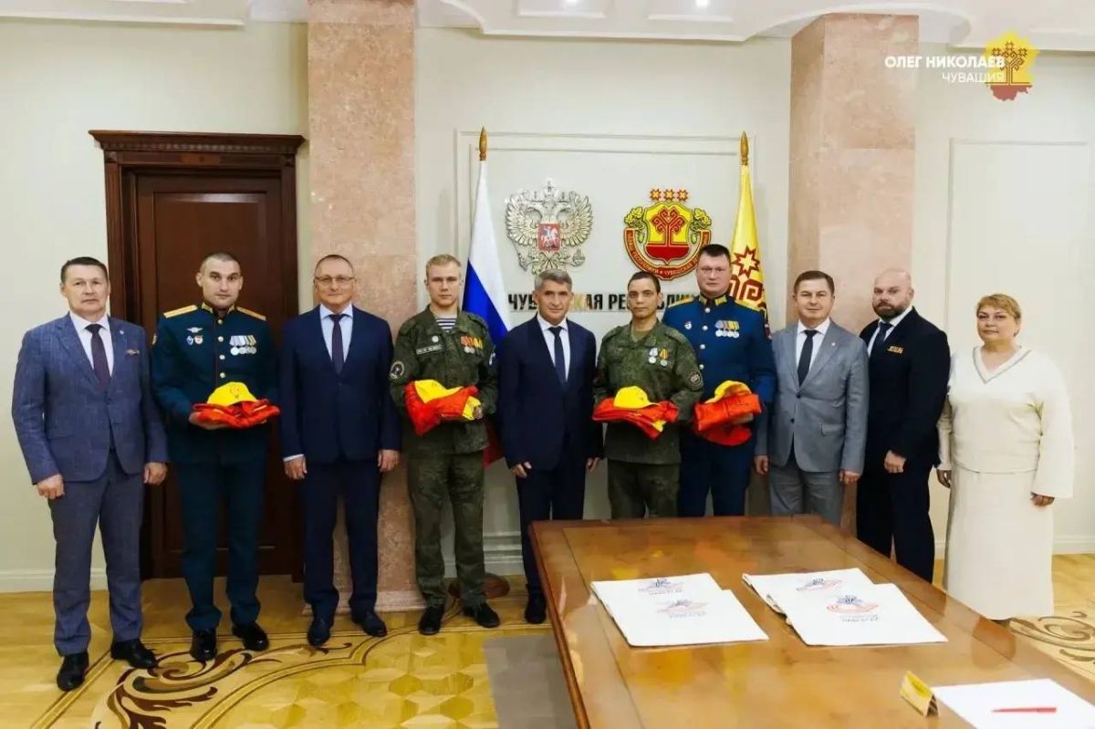 Глава Чувашской Республики Олег Николаев встретился с нашей сборной накануне Всероссийского физкультурного мероприятия по легкой атлетике спорта лиц с поражением ОДА среди ветеранов СВО Глава Чувашской Республики Олег Николаев встретился с нашей сборной накануне Всероссийского физкультурного мероприятия по легкой атлетике спорта лиц с поражением ОДА среди ветеранов СВО