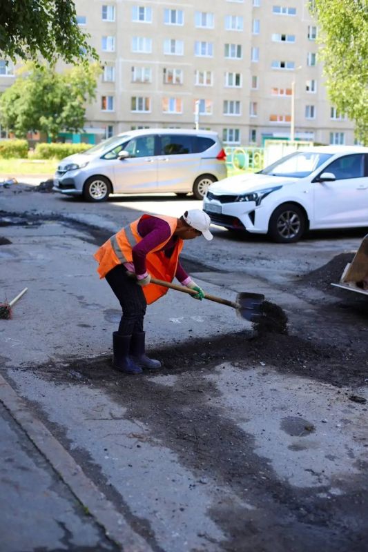 Комфорт и безопасность: в Чебоксарах продолжается ремонт дорог Комфорт и безопасность: в Чебоксарах продолжается ремонт дорог