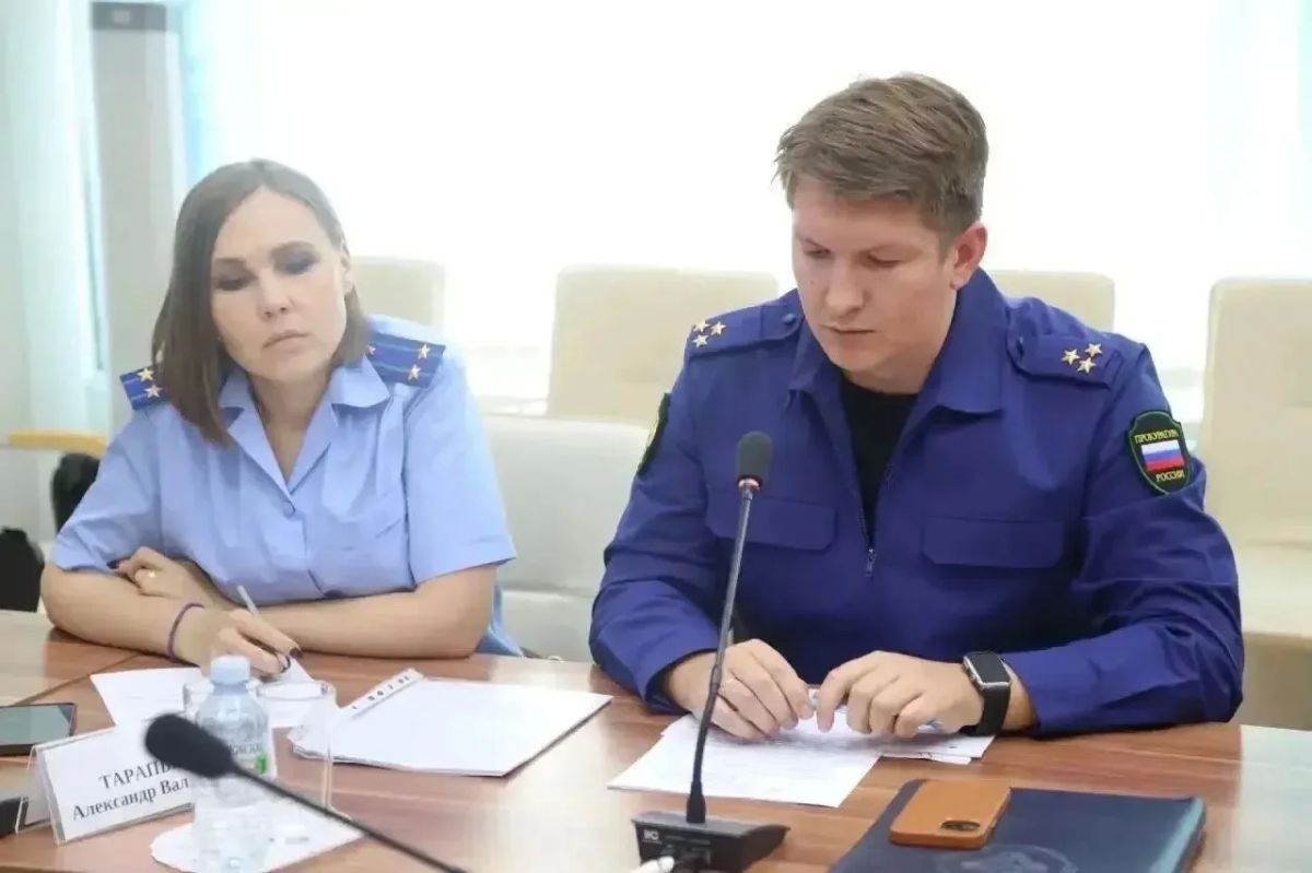 В Чебоксарах прошло совещание по зачислению в 10-е классы В Чебоксарах прошло совещание по зачислению в 10-е классы