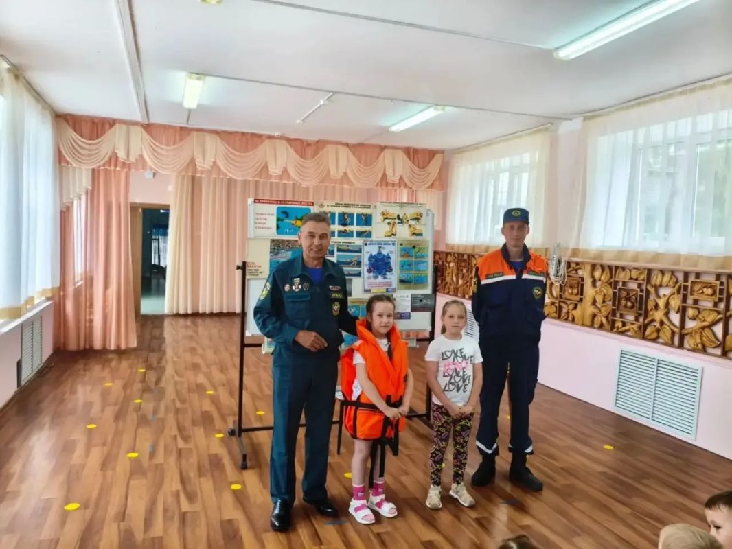Уроки безопасности на водных объектах для детей прошли в Новочебоксарске Уроки безопасности на водных объектах для детей прошли в Новочебоксарске