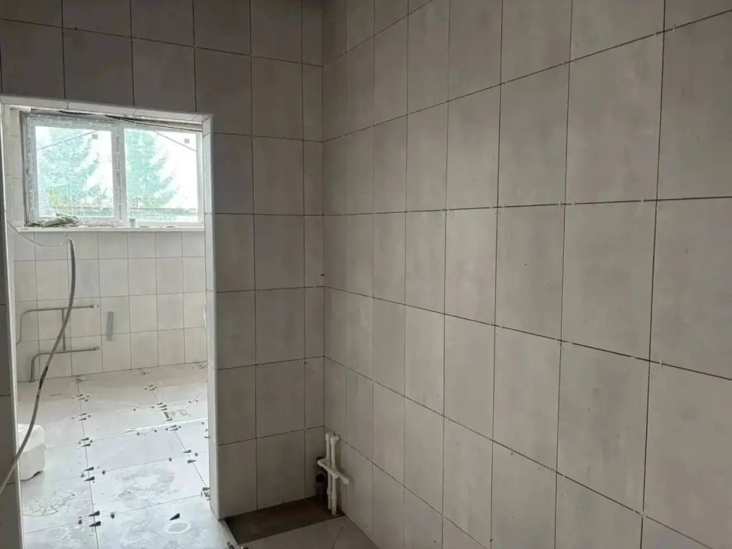 В 18 школах Чебоксар продолжается капитальный ремонт В 18 школах Чебоксар продолжается капитальный ремонт