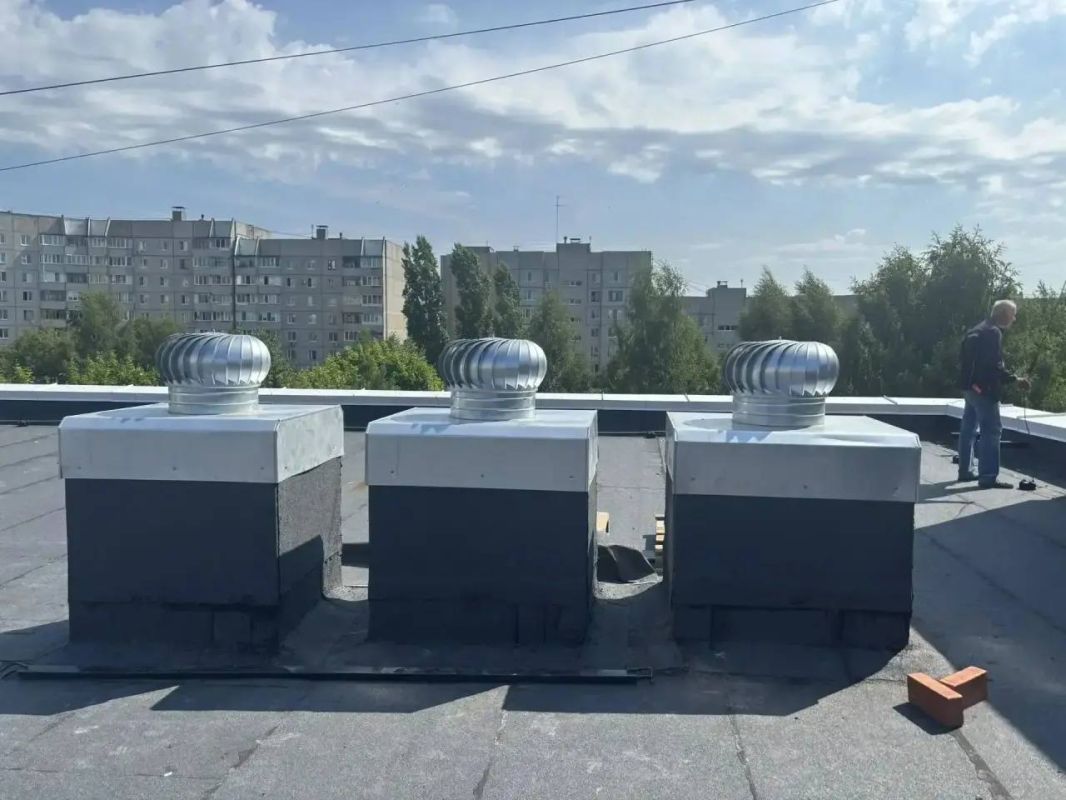 В 18 школах Чебоксар продолжается капитальный ремонт В 18 школах Чебоксар продолжается капитальный ремонт