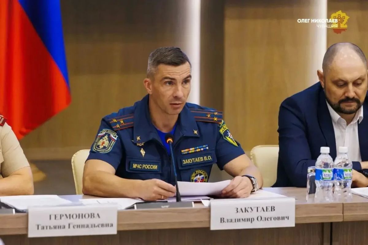 Олег Николаев поручил усилить безопасность детей на воде после трагедий Олег Николаев поручил усилить безопасность детей на воде после трагедий