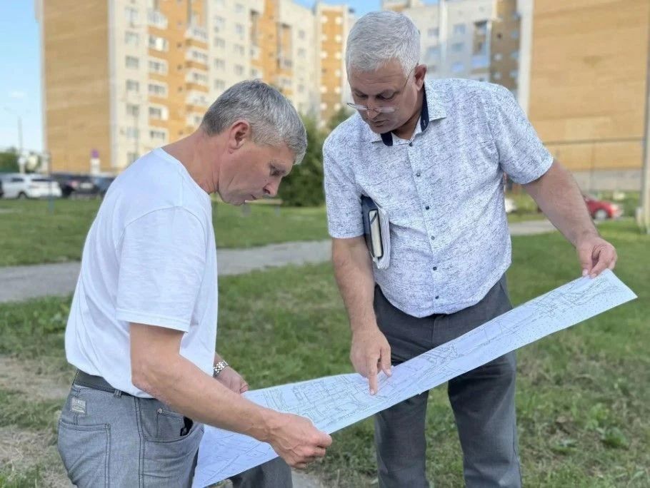Жители сами решают, какими станут их дворы: детские площадки, дороги и безопасность Жители сами решают, какими станут их дворы: детские площадки, дороги и безопасность