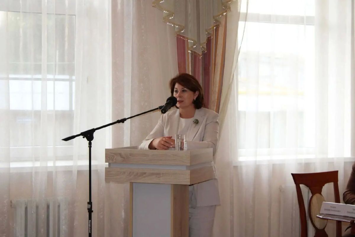 По поручению Главы Чувашии Олега Николаева и Председателя Кабинета Министров Чувашской Республики Сергея Артамонова министр здравоохранения Чувашии Лариса Тарасова с командой Правительства региона продолжает выезжать в... По поручению Главы Чувашии Олега Николаева и Председателя Кабинета Министров Чувашской Республики Сергея Артамонова министр здравоохранения Чувашии Лариса Тарасова с командой Правительства региона продолжает выезжать в...