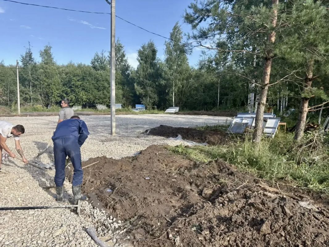 Старая хоккейная коробка в мкр Старая хоккейная коробка в мкр