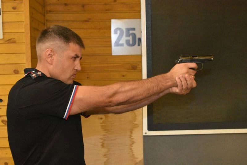 В МВД по Чувашской Республике прошел лично-командный чемпионат по служебно-прикладному спорту В МВД по Чувашской Республике прошел лично-командный чемпионат по служебно-прикладному спорту
