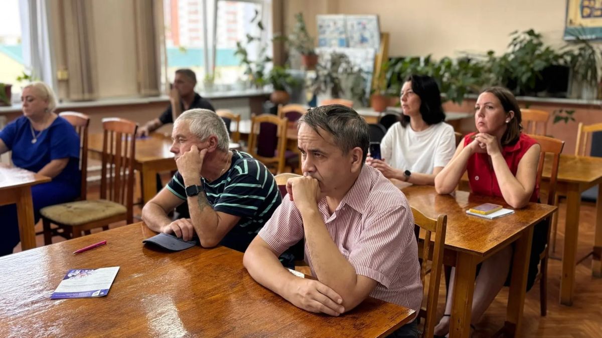 Рабочие встречи с трудовыми коллективами: диалог о развитии города Рабочие встречи с трудовыми коллективами: диалог о развитии города