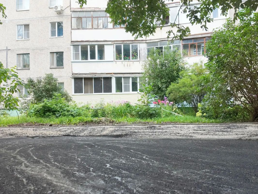 Ремонт тротуаров на улице Эльгера выходит на финишную прямую Ремонт тротуаров на улице Эльгера выходит на финишную прямую