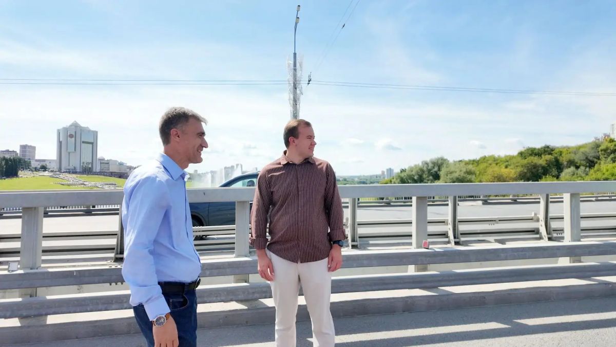 На Московском мосту заменят деформационные швы и приведут в порядок покрытие – работы стартовали На Московском мосту заменят деформационные швы и приведут в порядок покрытие – работы стартовали