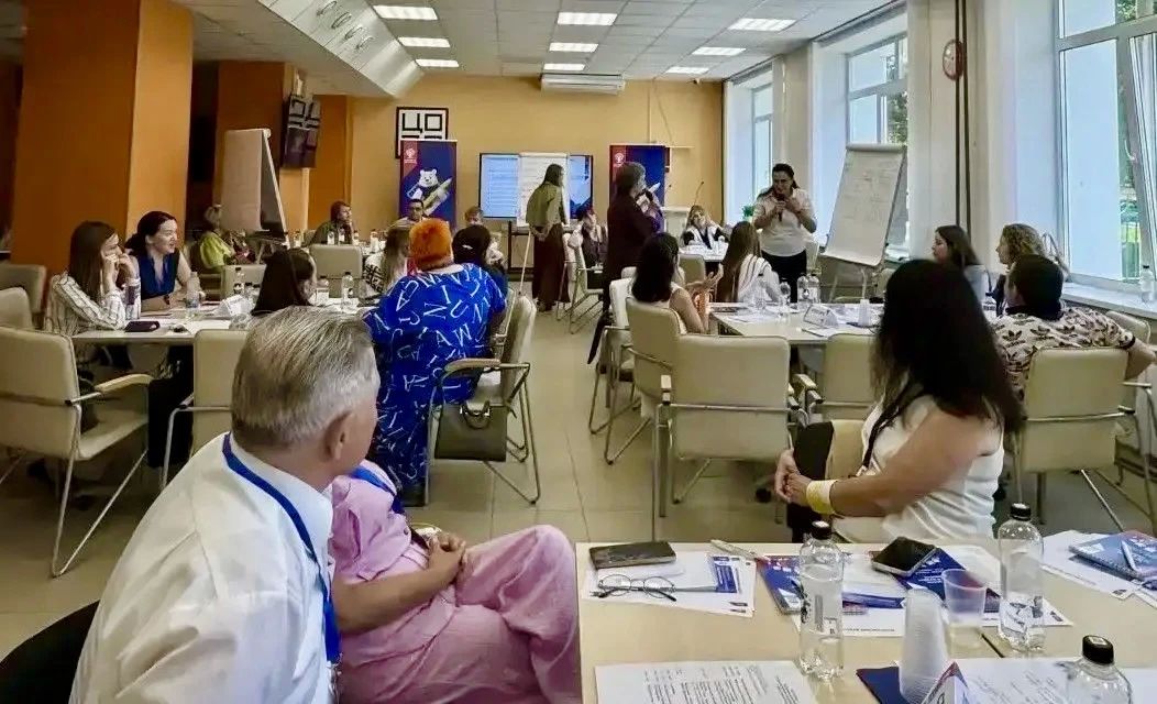 От цифр к стратегии: технопарк «Кванториум» в Новочебоксарске стал главной площадкой для диалога власти и бизнеса От цифр к стратегии: технопарк «Кванториум» в Новочебоксарске стал главной площадкой для диалога власти и бизнеса