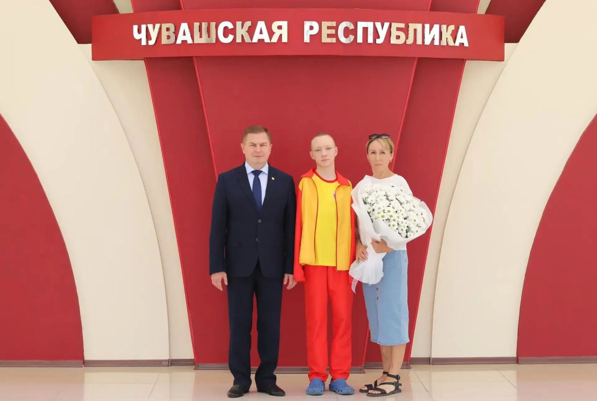Чебоксарский пловец Кирилл Александров получил подарок от Президента Чебоксарский пловец Кирилл Александров получил подарок от Президента