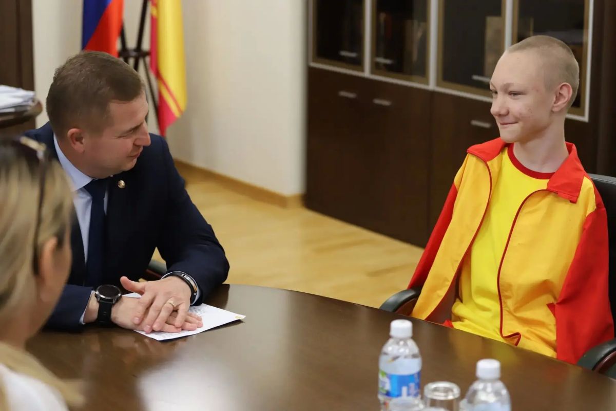 Чебоксарский пловец Кирилл Александров получил подарок от Президента Чебоксарский пловец Кирилл Александров получил подарок от Президента