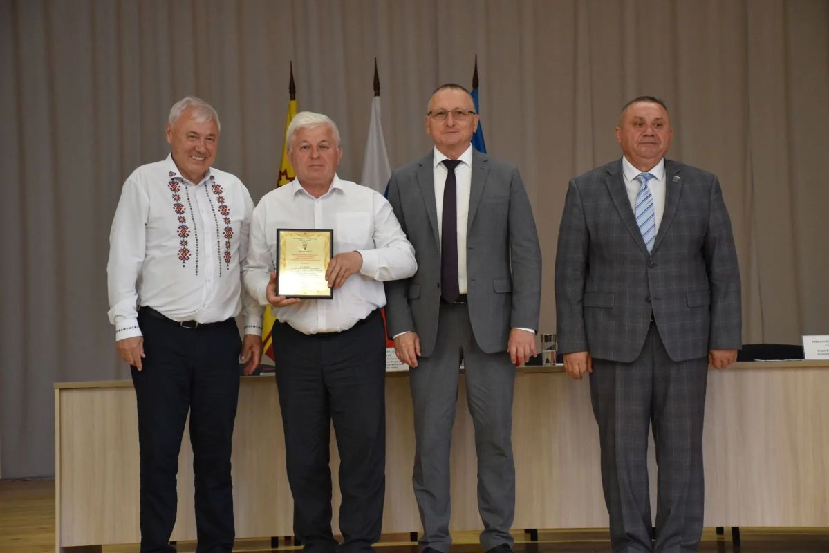 Сегодня прошло выездное заседание коллегии Министерства физической культуры и спорта Чувашской Республики, на котором обсудили организацию спортивно-массовой и физкультурной работы в муниципальных округах Чувашской Республики Сегодня прошло выездное заседание коллегии Министерства физической культуры и спорта Чувашской Республики, на котором обсудили организацию спортивно-массовой и физкультурной работы в муниципальных округах Чувашской Республики