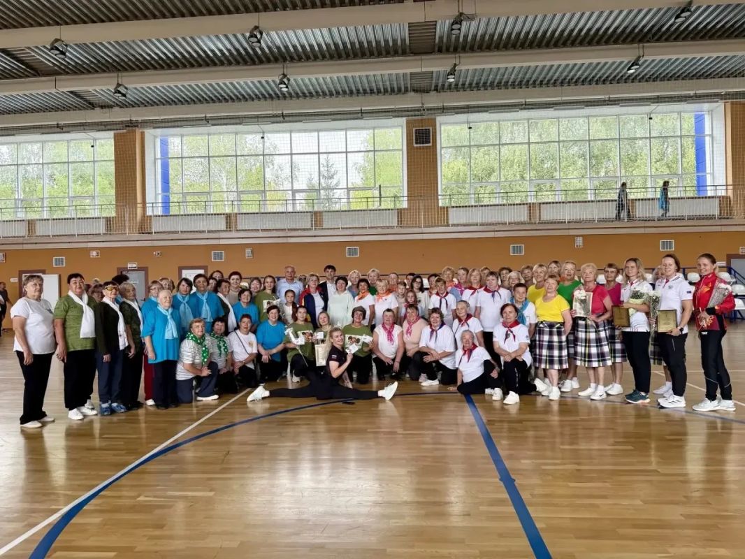 Лучший День физкультурника — на спортивной площадке! Лучший День физкультурника — на спортивной площадке!