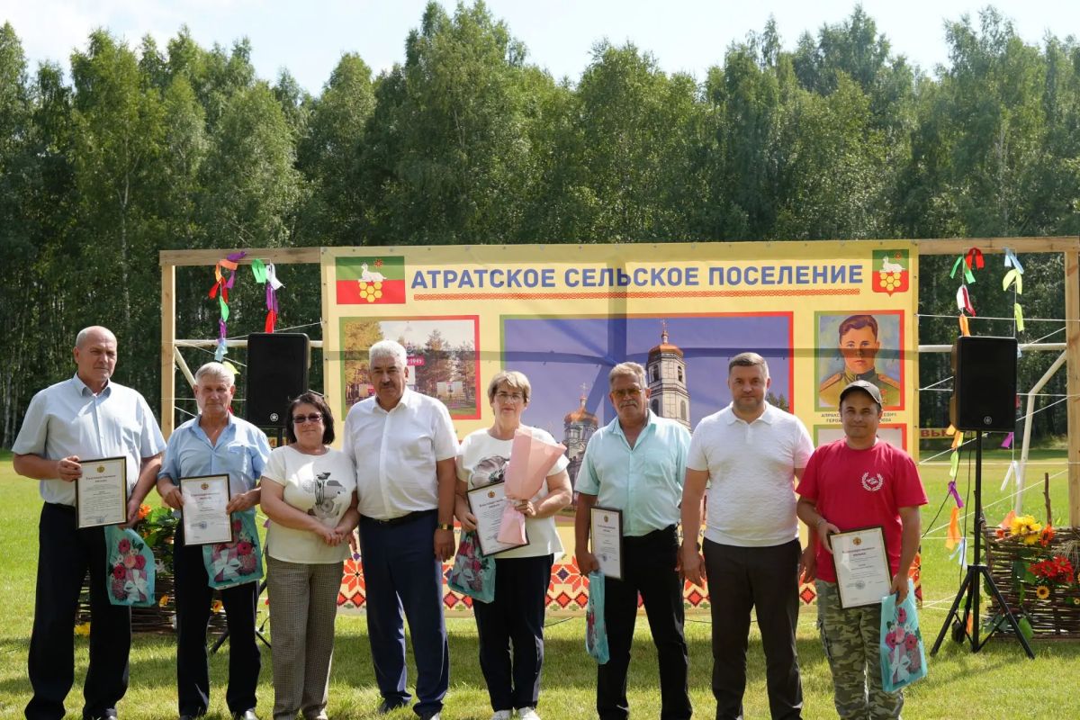 Леонид Черкесов: Село Атрать Алатырского округа отменило своё 402 года! Леонид Черкесов: Село Атрать Алатырского округа отменило своё 402 года!
