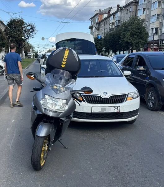 Обстоятельства ДТП с участием мотоциклиста в Чебоксарах устанавливаются Обстоятельства ДТП с участием мотоциклиста в Чебоксарах устанавливаются