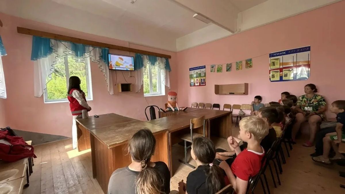 Лагерь «Романтика» в Чувашии принял сотрудников регионального отделения Российского Красного Креста Лагерь «Романтика» в Чувашии принял сотрудников регионального отделения Российского Красного Креста