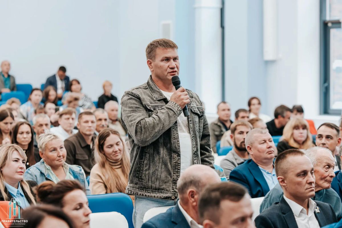Чебоксарский округ стал десятым по счёту, куда приехало Правительство Чувашии с проектом «Открытый разговор» Чебоксарский округ стал десятым по счёту, куда приехало Правительство Чувашии с проектом «Открытый разговор»