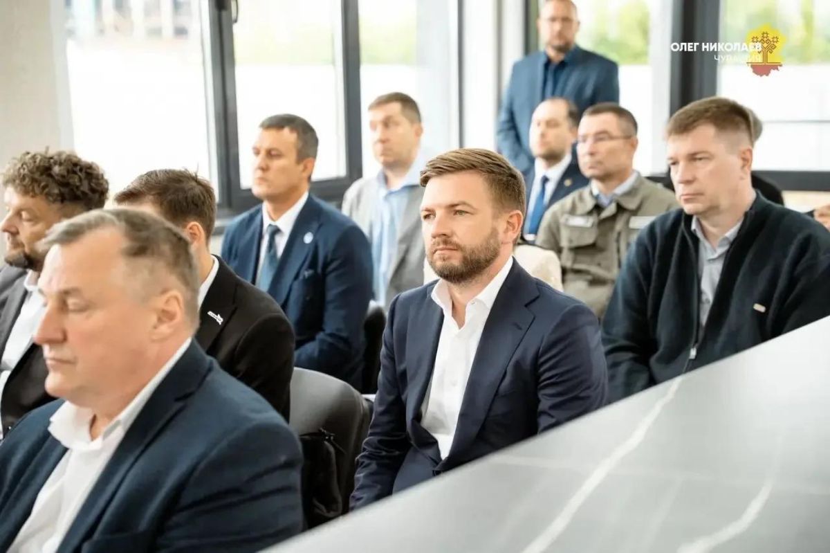 Глава Чувашии провел выездное совещание на территории ОЭЗ «Новочебоксарск» Глава Чувашии провел выездное совещание на территории ОЭЗ «Новочебоксарск»