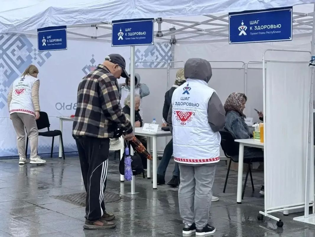 Меддесант остановился на Красной площади: проверьте здоровье бесплатно до 17:00 Меддесант остановился на Красной площади: проверьте здоровье бесплатно до 17:00