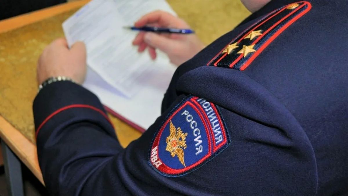 Жительница Чувашии потеряла 50 тысяч из-за приложения для причёсок