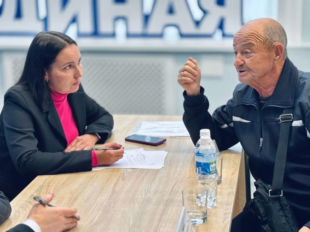 Прямо сейчас в Штабе общественной поддержки (ул Прямо сейчас в Штабе общественной поддержки (ул