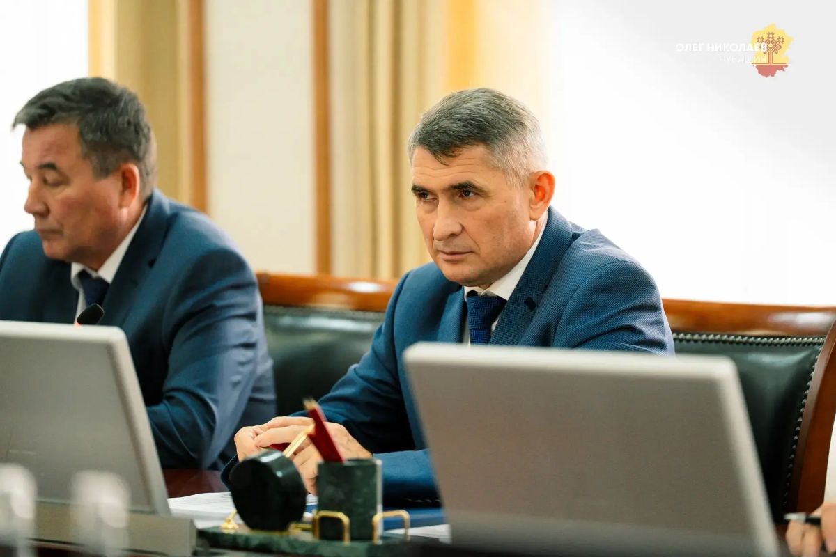 Олег Николаев обсудил с руководителем «Т Плюс» подготовку Чувашии к зиме Олег Николаев обсудил с руководителем «Т Плюс» подготовку Чувашии к зиме