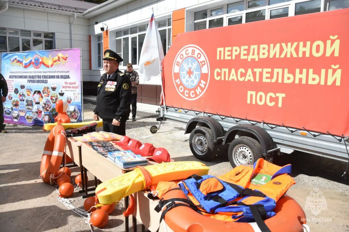 Новочебоксарские кадеты встретили 1 сентября Новочебоксарские кадеты встретили 1 сентября