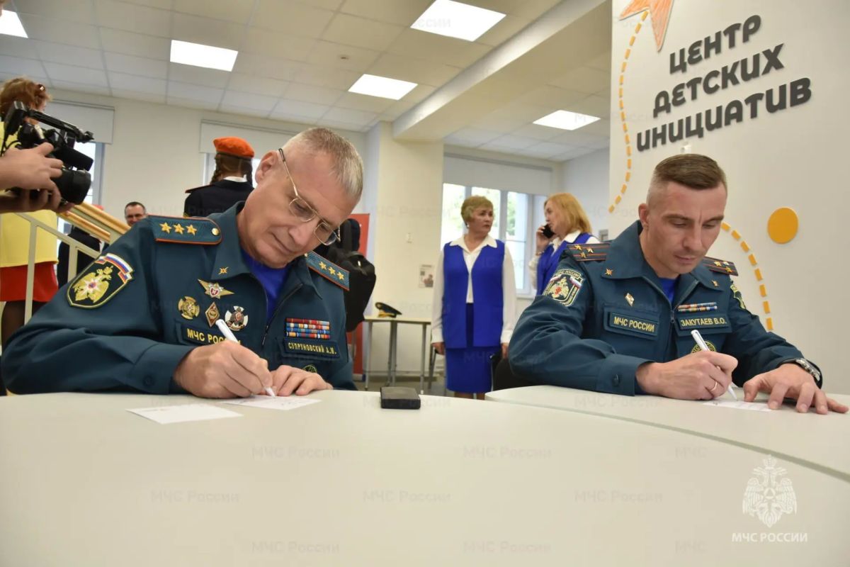 Новочебоксарские кадеты встретили 1 сентября Новочебоксарские кадеты встретили 1 сентября