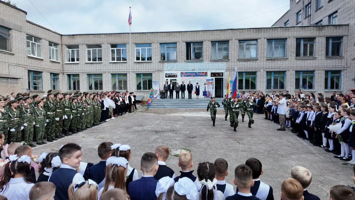 С Днём знаний, Чебоксары!. Сегодня в школах столицы праздники С Днём знаний, Чебоксары!. Сегодня в школах столицы праздники