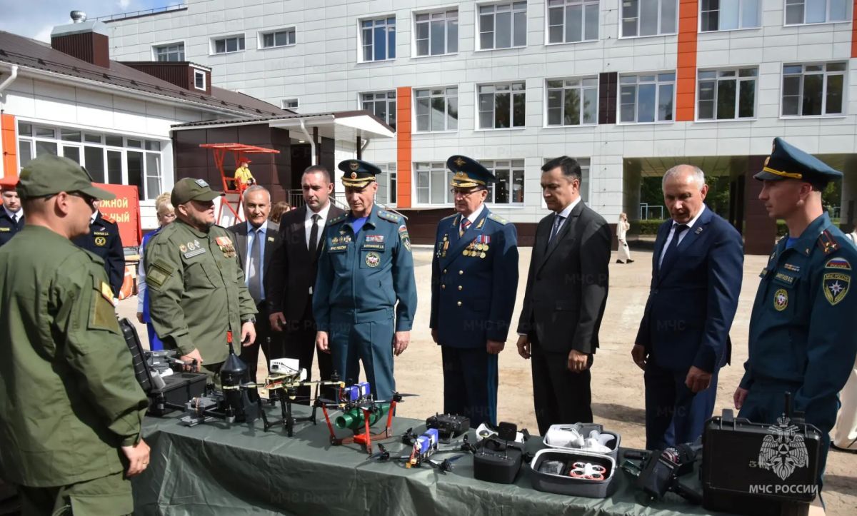 Новочебоксарские кадеты встретили 1 сентября Новочебоксарские кадеты встретили 1 сентября