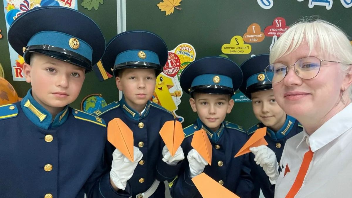 1 сентября в Чувашском кадетском корпусе состоялось тематическое занятие, посвященное Дню знаний 1 сентября в Чувашском кадетском корпусе состоялось тематическое занятие, посвященное Дню знаний