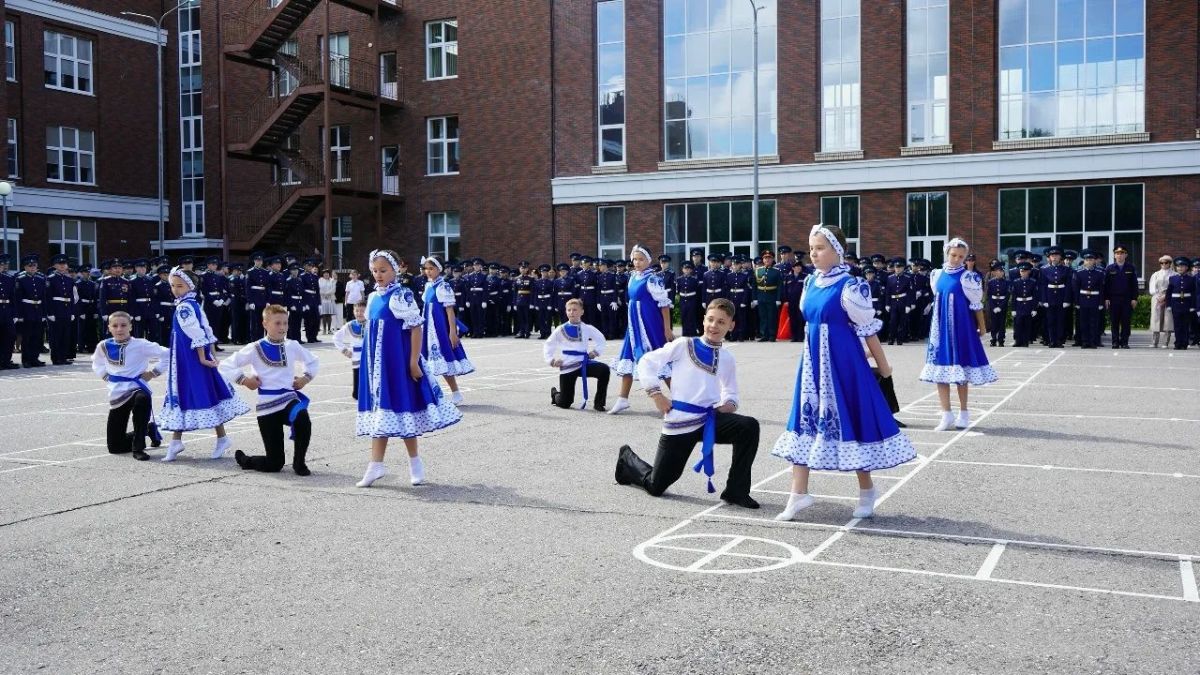 1 сентября в Чувашском кадетском корпусе состоялось тематическое занятие, посвященное Дню знаний 1 сентября в Чувашском кадетском корпусе состоялось тематическое занятие, посвященное Дню знаний