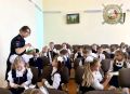 Первоклассникам школы № 39 вручили световозвращатели