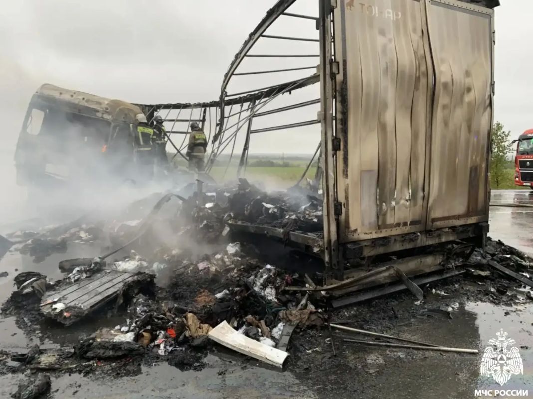 Пожар на трассе М 7 ликвидирован, движение восстановлено Пожар на трассе М 7 ликвидирован, движение восстановлено