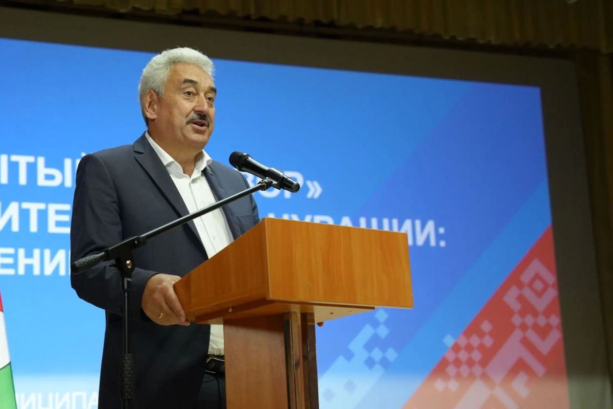 Леонид Черкесов: В Порецком округе прошёл «Открытый разговор»: вместе с командой Правительства Чувашии встретились с активом муниципалитета