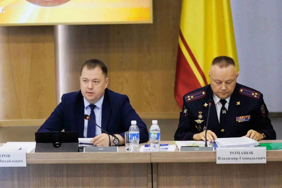 Обновление общественного транспорта в Чебоксарах и развитие дорожно-транспортной сети Чувашии Обновление общественного транспорта в Чебоксарах и развитие дорожно-транспортной сети Чувашии