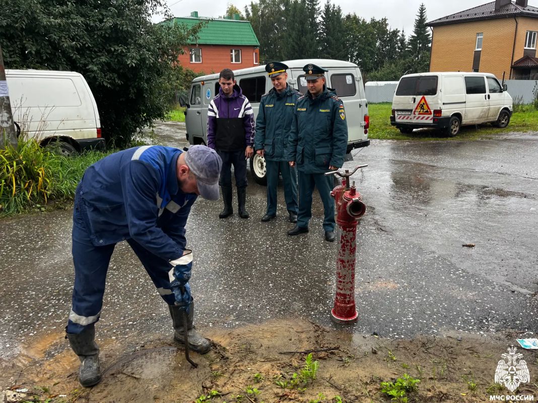 Гидранты в фокусе внимания Гидранты в фокусе внимания