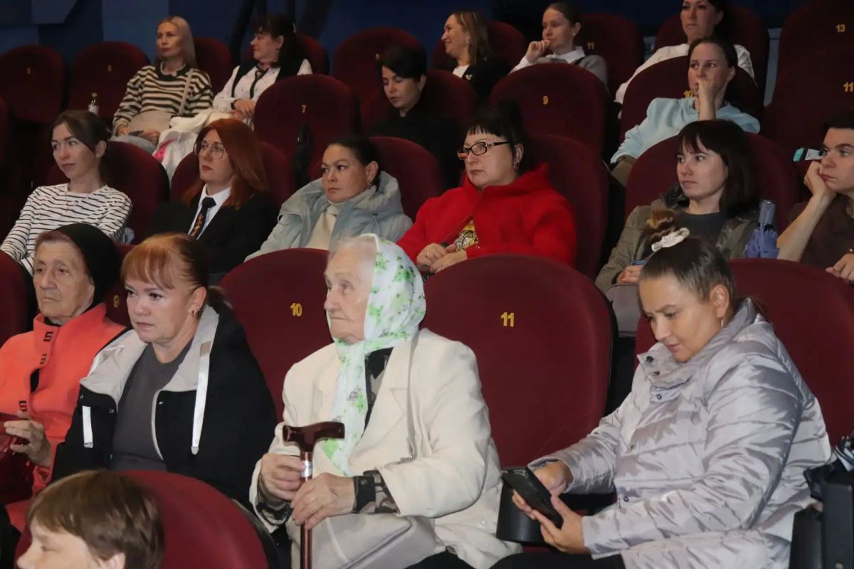 В Новочебоксарске запущена «СВОя линия» В Новочебоксарске запущена «СВОя линия»