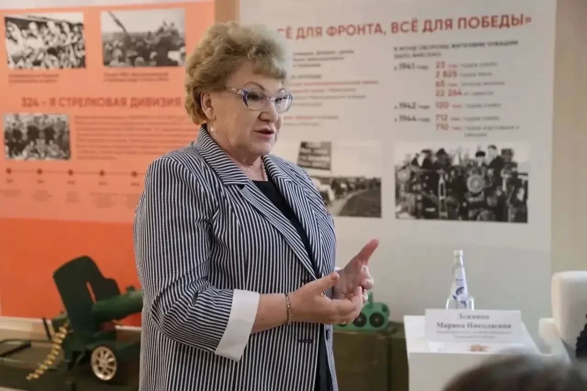 Дмитрий Захаров:. Провёл расширенную пресс-конференцию регионального отделения Российского военно-исторического общества - РВИО Говорили о государственных учебниках по истории, изданных под редакцией Владимира Мединского Дмитрий Захаров:. Провёл расширенную пресс-конференцию регионального отделения Российского военно-исторического общества - РВИО Говорили о государственных учебниках по истории, изданных под редакцией Владимира Мединского